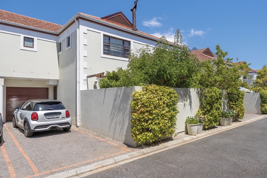 To Let 3 Bedroom Property for Rent in Rosebank Western Cape